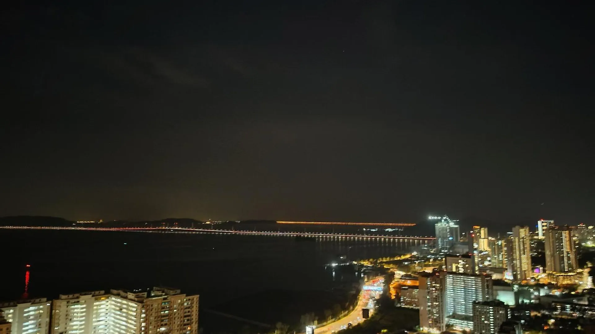 Apartment Premium Familystay Urban Suites-3Br 14 Pax Jelutong Ma­lay­sia