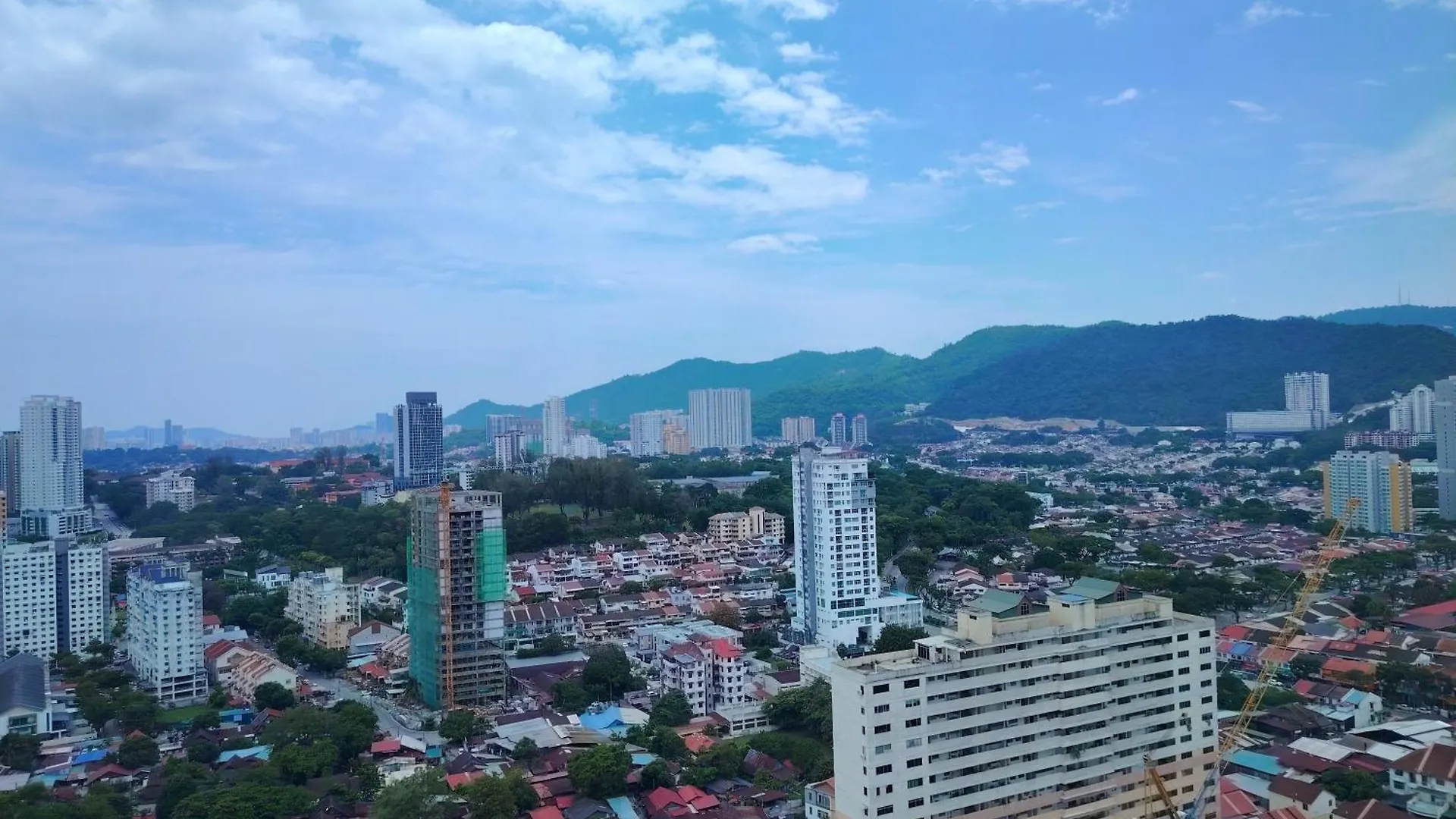Premium Familystay Urban Suites-3Br 14 Pax Jelutong