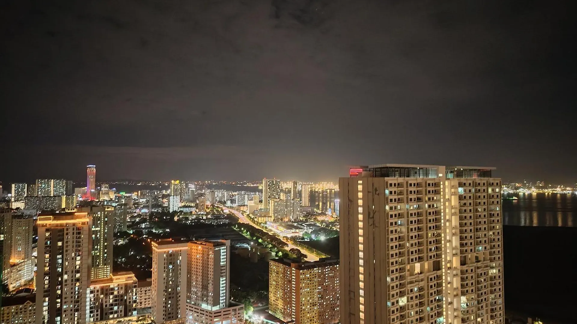 Apartment Premium Familystay Urban Suites-3Br 14 Pax Jelutong