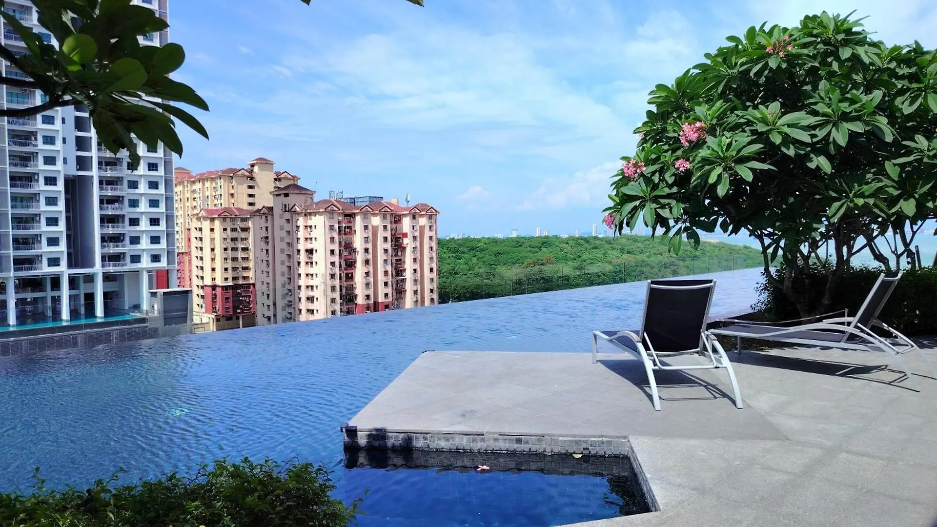 Apartment Premium Familystay Urban Suites-3Br 14 Pax Jelutong