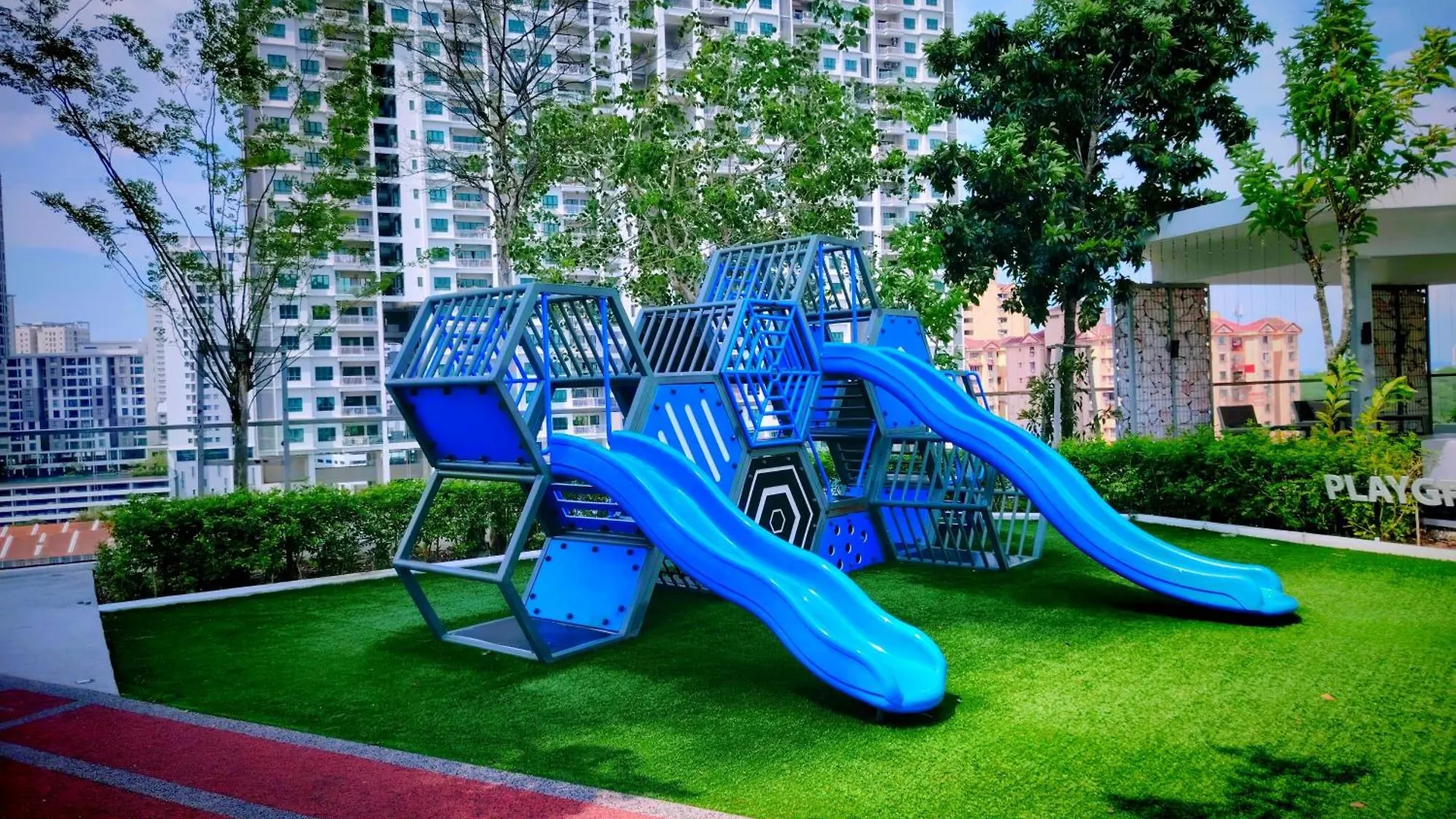 Premium Familystay Urban Suites-3Br 14 Pax Jelutong 0*,  Ma­lay­sia