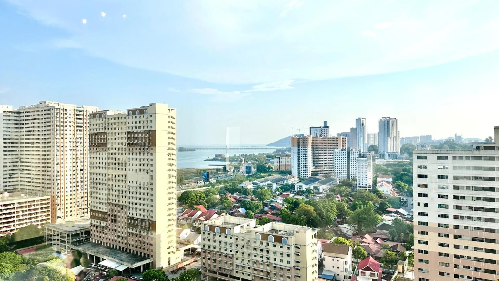 Premium Familystay Urban Suites-3Br 14 Pax Jelutong
