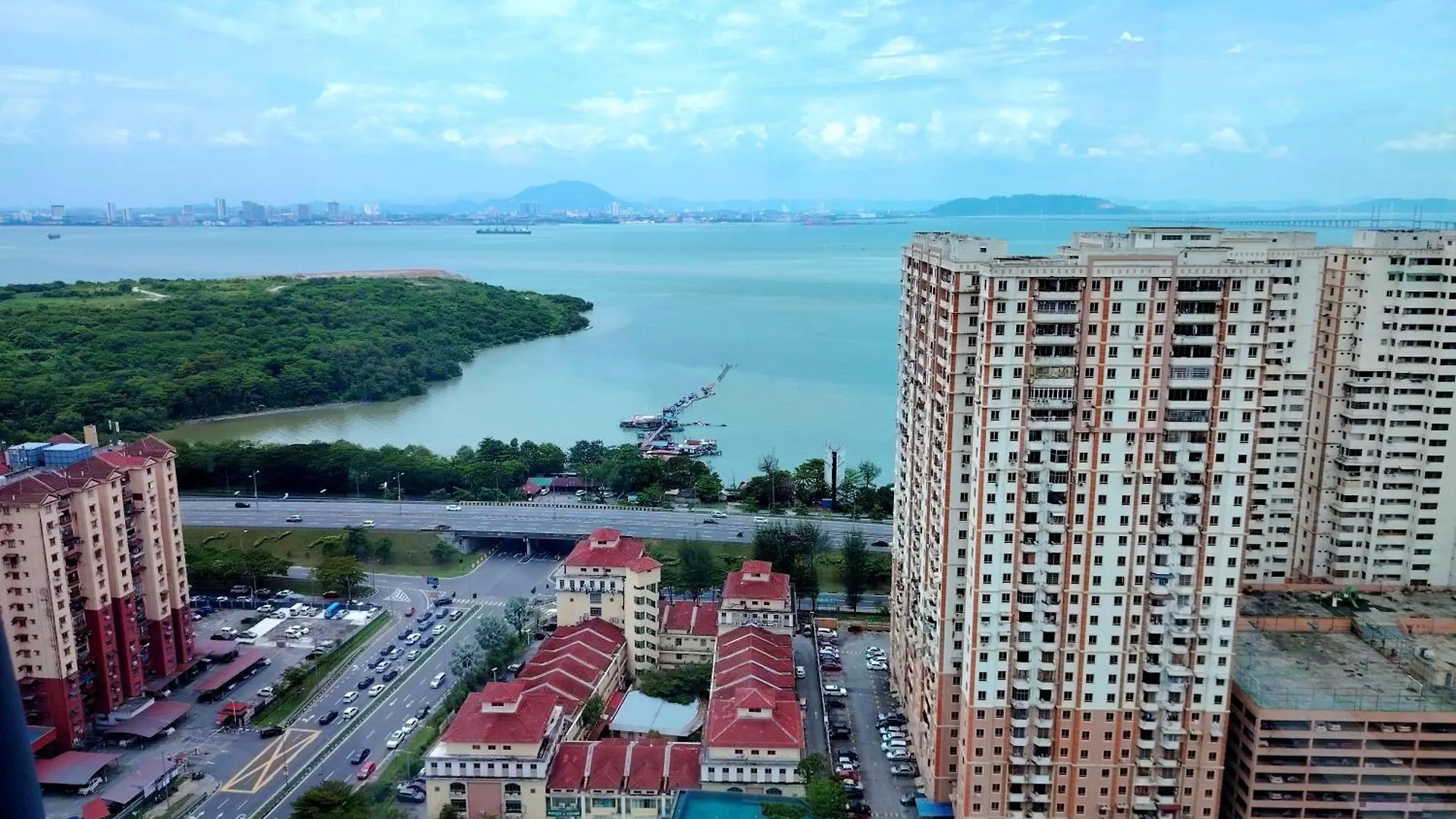 Premium Familystay Urban Suites-3Br 14 Pax Jelutong