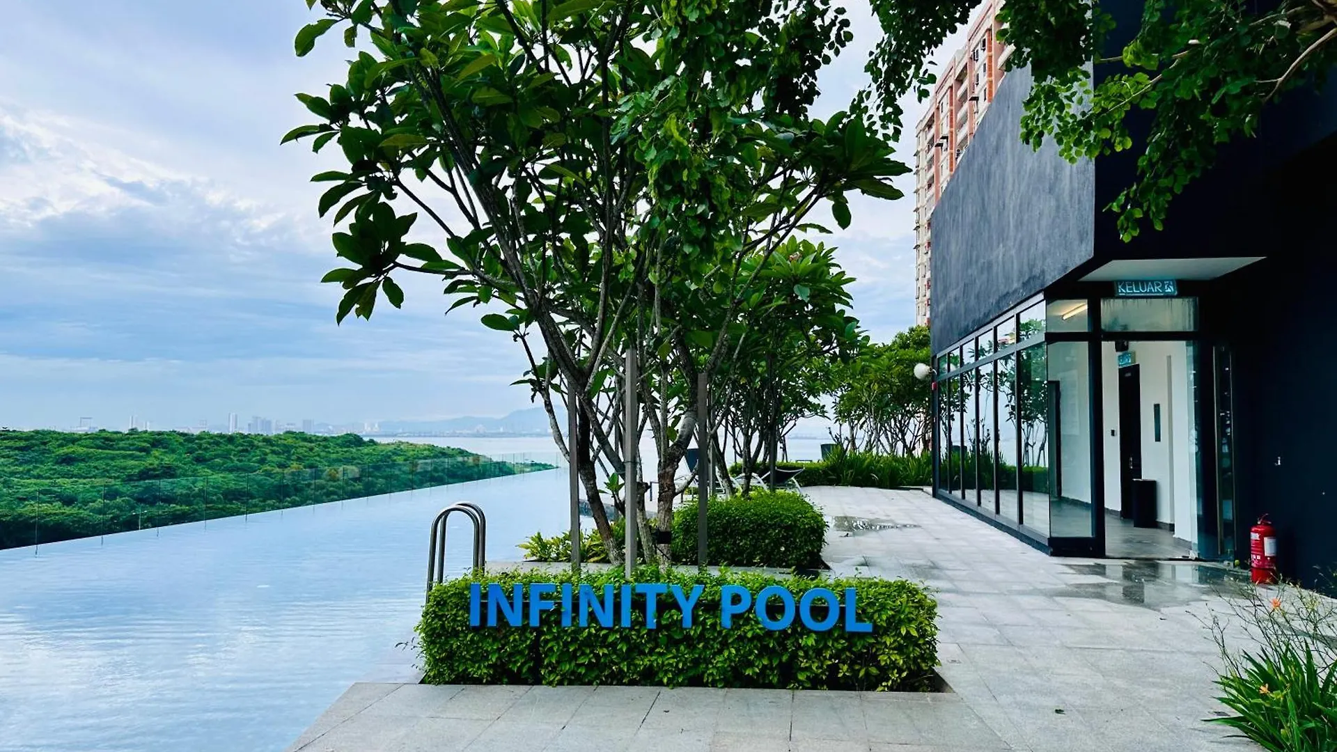 Premium Familystay Urban Suites-3Br 14 Pax Jelutong