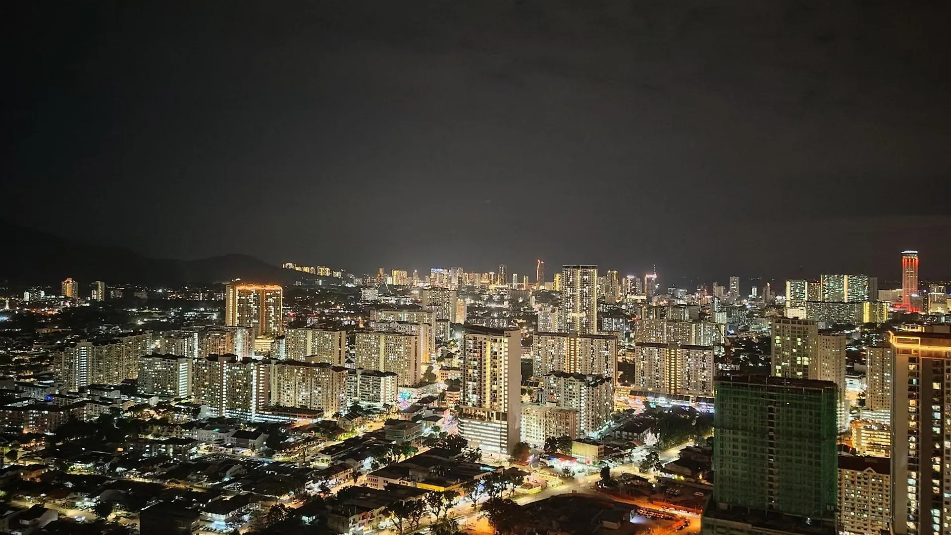Premium Familystay Urban Suites-3Br 14 Pax Jelutong Apartament