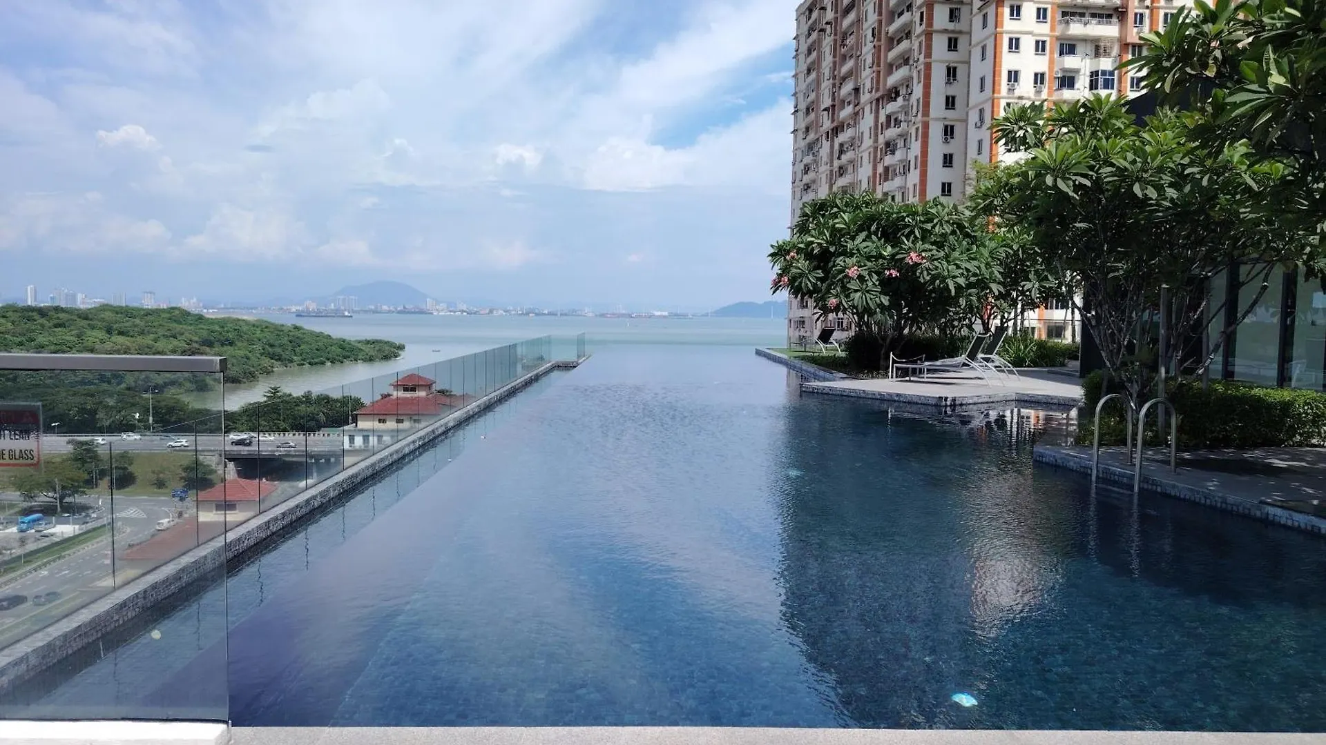 Apartament Premium Familystay Urban Suites-3Br 14 Pax Jelutong